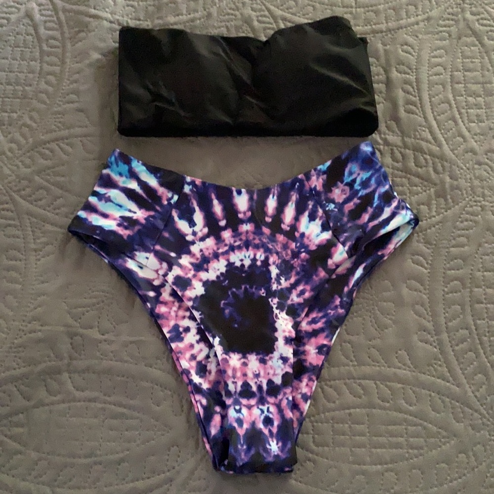 Omkagi tie dye swimsuit